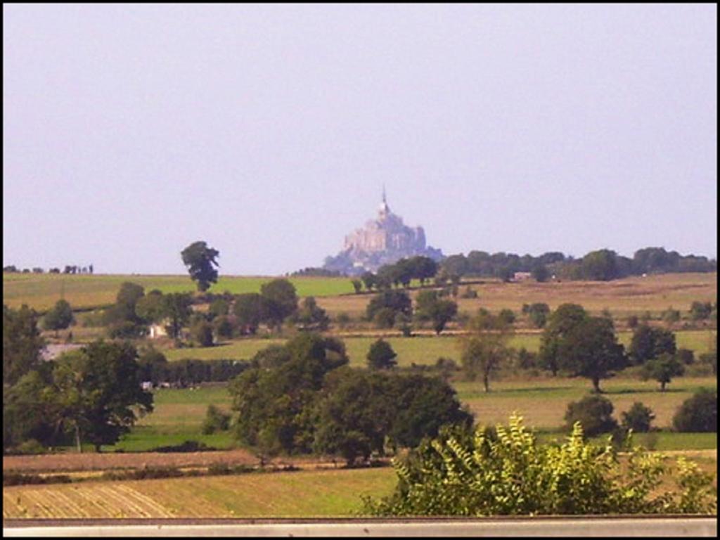 Вілла Gite Le Grand Manoir Servon  Номер фото